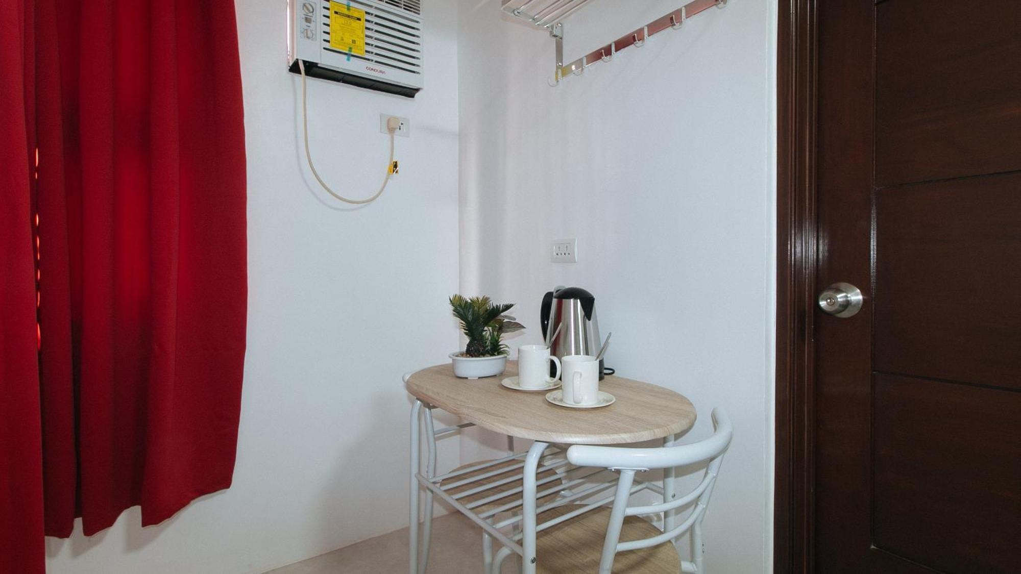Reddoorz Near Ust Sampaloc Manila Ξενοδοχείο Εξωτερικό φωτογραφία