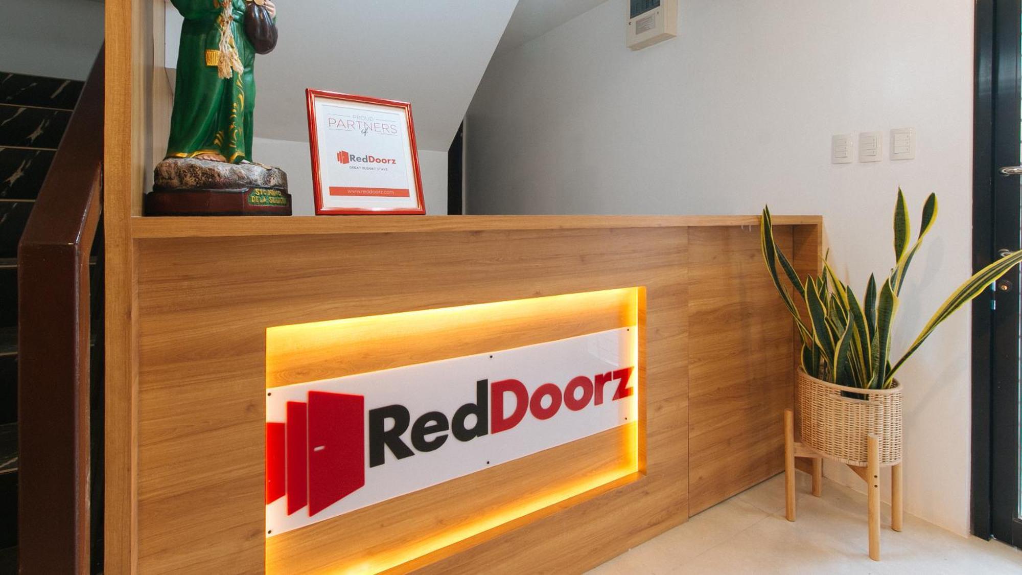 Reddoorz Near Ust Sampaloc Manila Ξενοδοχείο Εξωτερικό φωτογραφία