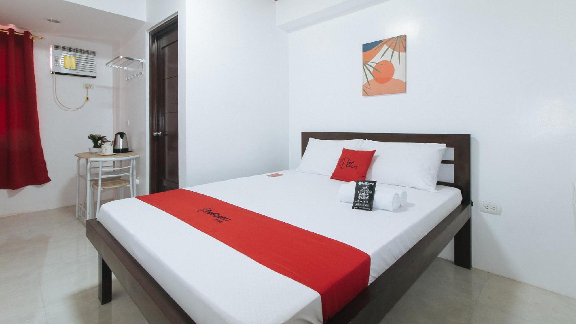 Reddoorz Near Ust Sampaloc Manila Ξενοδοχείο Εξωτερικό φωτογραφία