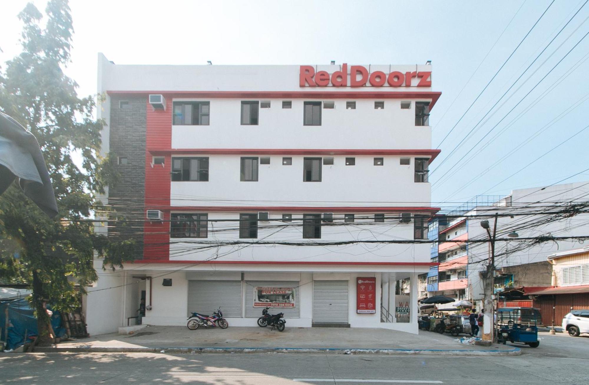 Reddoorz Near Ust Sampaloc Manila Ξενοδοχείο Εξωτερικό φωτογραφία