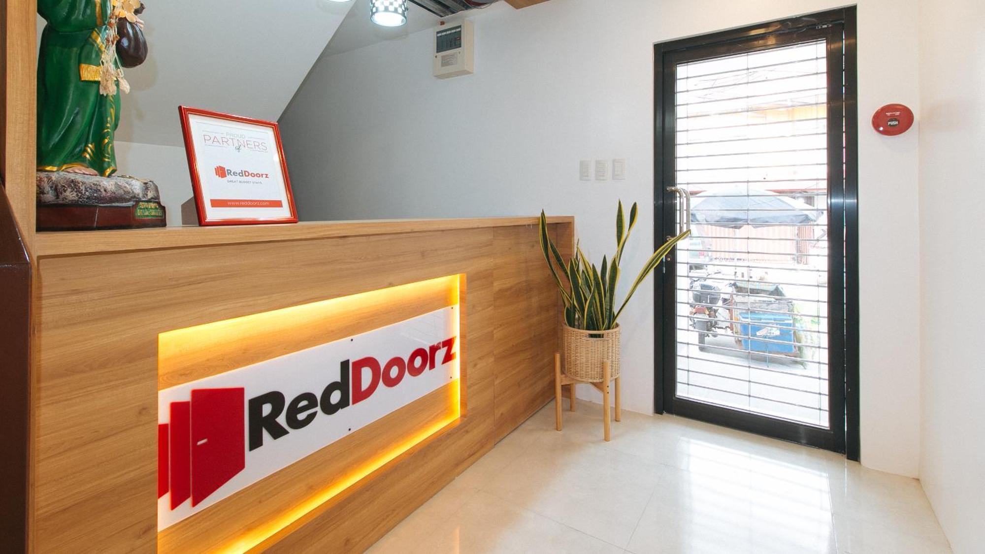 Reddoorz Near Ust Sampaloc Manila Ξενοδοχείο Εξωτερικό φωτογραφία